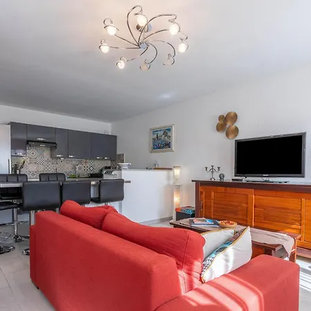 Rez 65m² 5 Min Centre Plages Appartement Saint-Raphaël